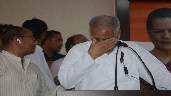 Chhattisgarh Chief Minister Bhupesh Baghel Tears Chhattisgarh Chief Minister Bhupesh Baghel Tears