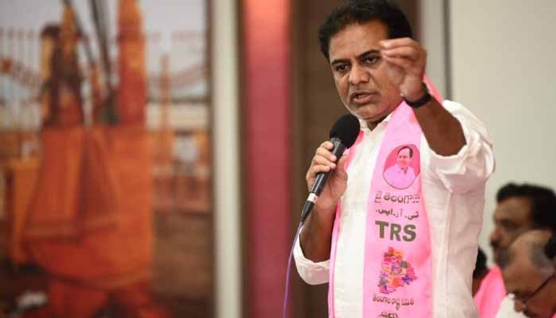 ఈ సమయంలోనే వివేక్ మాటలు నిజమేనేమో అన్న అనుమానాలు మొదలయ్యాయి. 2007 లో ఎవ్వరి సపోర్ట్ లేకపోవడంతో అజార్ కనీసం పోటీలోనే నిలవలేకపోయాడు. తాజాగా అధికార పార్టీ అండదండలు ముఖ్యంగా మంత్రి కేటీఆర్ మద్దతువల్లే అతడు గెలుపొందినట్లు ప్రచారం మొదలయ్యింది. అంతేకాదు ఈ మద్దతు వెనుక ఆపరేషన్ ఆకర్ష్ వ్యూహం దాగున్నట్లు ప్రజల్లో చర్చ సాగుతోంది.