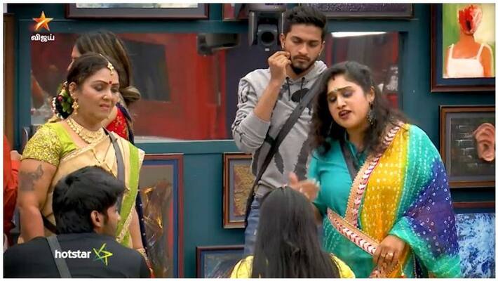Gavin - Sakshi is talking teasingly Big Boss Gavin - Sakshi is talking teasingly Big Boss