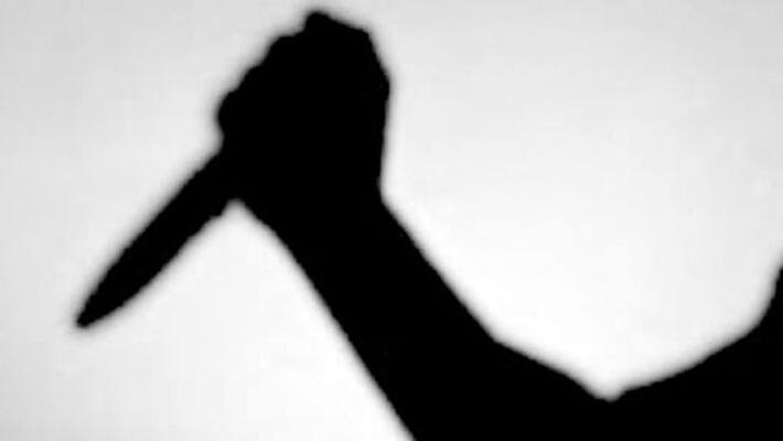 Man kills wife and three children, hangs himself in Ghaziabad's Masuri; suicide note recovered Man kills wife and three children, hangs himself in Ghaziabad's Masuri; suicide note recovered