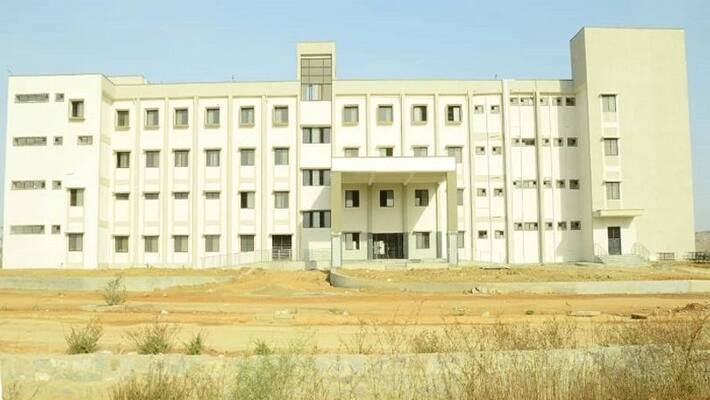 Yadgir Medical College needs political will Yadgir Medical College needs political will