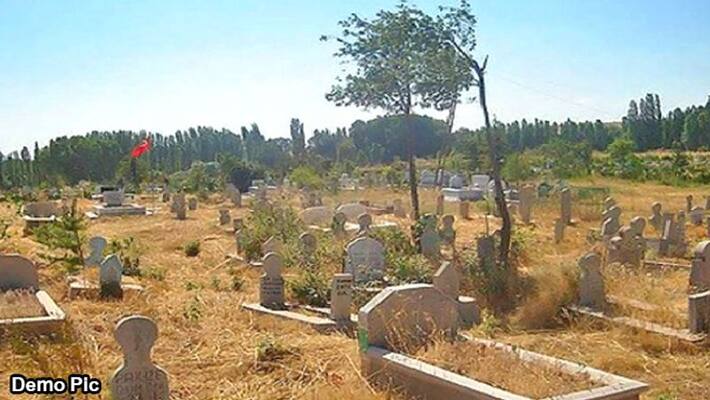 Stolen statues from jain temple found at graveyard Stolen statues from jain temple found at graveyard