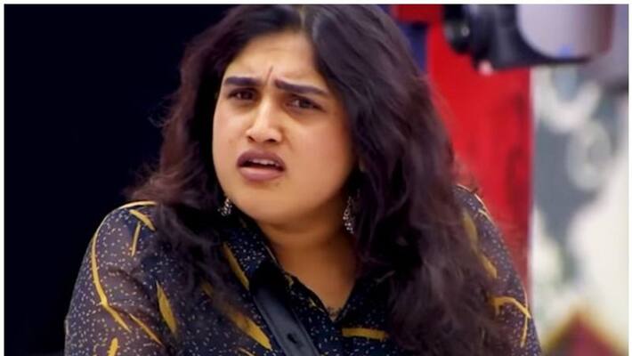 vanitha is in critical position to handle her legal cases regarding her daughter issues vanitha is in critical position to handle her legal cases regarding her daughter issues