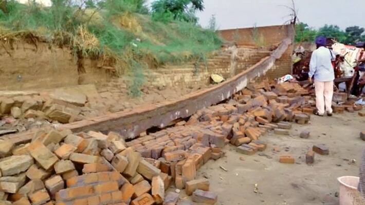 70 year old woman died because of wall fall on her 70 year old woman died because of wall fall on her