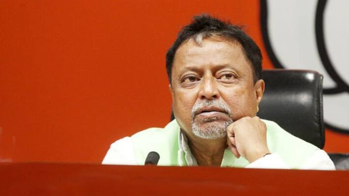 Mukul Roy still remains outsider in BJP Mukul Roy still remains outsider in BJP