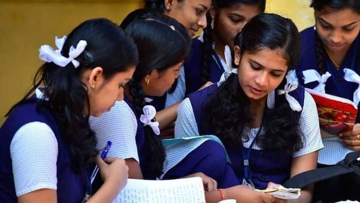 Tumkur Govt College to go Digital Tumkur Govt College to go Digital