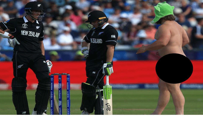 Streaker's Day Out: Naked pitch invader interrupts England vs New Zealand match in World Cup 2019 Streaker's Day Out: Naked pitch invader interrupts England vs New Zealand match in World Cup 2019