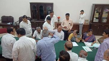 Karnataka Speaker says 11 MLAs submitted resignations; 8 MLAs meet Governor