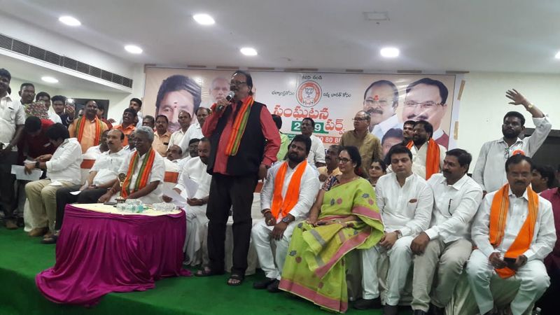 విజయవాడలో బీజేపీ సభ్యత్వ నమోదులో పాల్గొన్న కిషన్ రెడ్డి (ఫోటోలు)