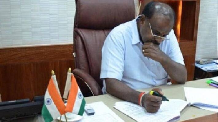 Before Floor Test Day Karnataka Govt Transfer Police Officers Before Floor Test Day Karnataka Govt Transfer Police Officers