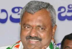 One congress rebel MLA ST somashekar return in Bangalore, said he has resigned from assembly not from congress