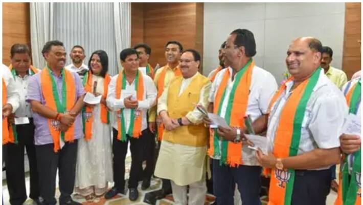 Congress to switch to BJP Congress to switch to BJP