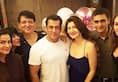Salman Khan parties with ex-girlfriend Sangeeta Bijlani, rumoured girlfriend Iulia Vantur