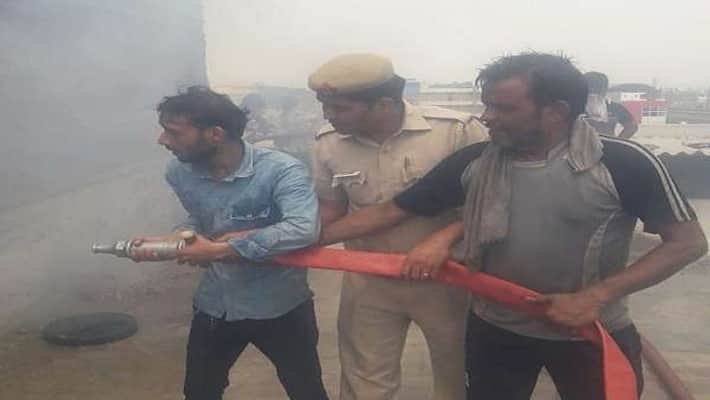massive fire in rubber factory in shahadra massive fire in rubber factory in shahadra