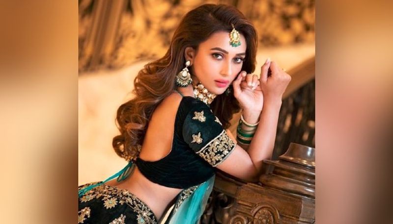 আজ মিমি চক্রবর্তীর ৩১ তম জন্মদিন। ইতিমধ্যেই জন্মদিনের বিশেষ আয়োজন শুরু হয়ে গেছে।