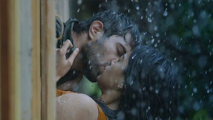 Vijay devarakonda shocking reaction on kissing Vijay devarakonda shocking reaction on kissing