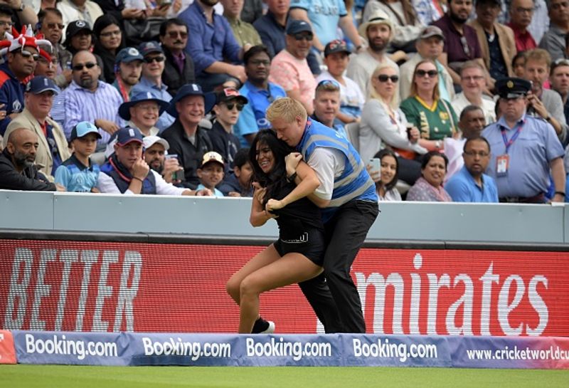 icc-cricket-world-cup-2019 pitch invader during Cricket World Cup final 2019