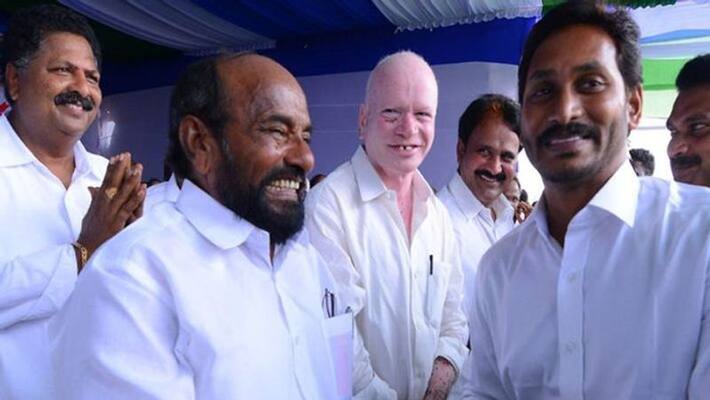 bc leader, ex mla r.krishnaiah met ap cm ys jagan bc leader, ex mla r.krishnaiah met ap cm ys jagan