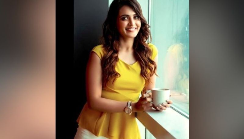 you can set Puja fashion taking tips from priyanka sarkar bjc