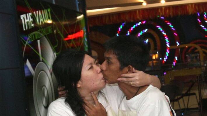 longest kissing world record set for 52 hours longest kissing world record set for 52 hours