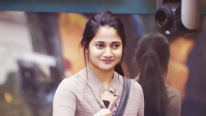 bigboss first promo losliya expose her angry bigboss first promo losliya expose her angry