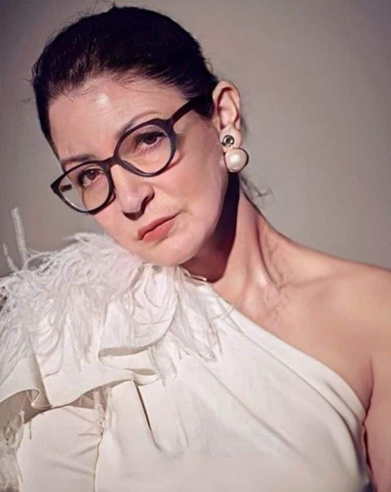 Anushka Sharma looked beautiful in her white attire and spectacles. The FaceApp Instagram page added a few years to her picture and she still looked elegant.