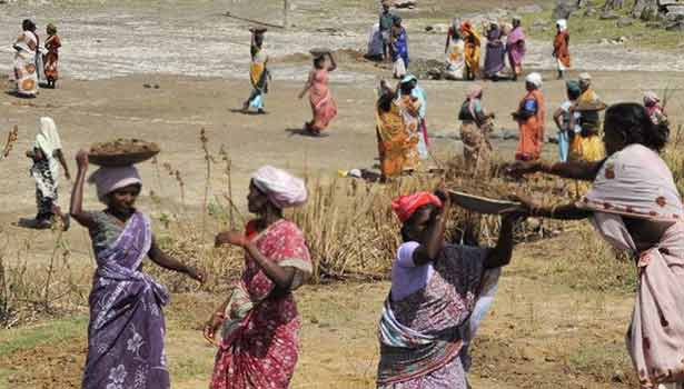 tamil nadu government allows mgnrega will continue with limited persons amid corona curfew tamil nadu government allows mgnrega will continue with limited persons amid corona curfew