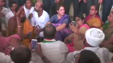 Priyanka sitting at the Chunar guest house met to families of Sonbhadra Genocide