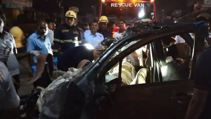 9 Students Killed As Car Crashes Into Truck On Highway Near Pune 9 Students Killed As Car Crashes Into Truck On Highway Near Pune