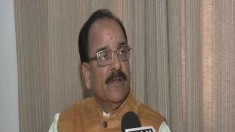 उत्तराखंड से दो नामों पर चर्चा
उत्तराखंड में अगले साल विधानसभा के चुना होने हैं। भाजपा ने हाल ही में यहां मुख्यमंत्री बदल दिया है। अब मोदी कैबिनेट में अजय भट्ट या अनिल बलूनी को शामिल किया जा सकता है।