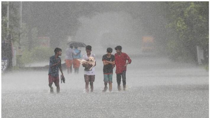Heavy Rain Lashes in Shivamogga Heavy Rain Lashes in Shivamogga
