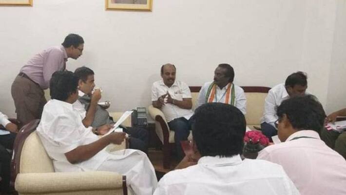 tollgate problem tn mps meet nithin kadkari tollgate problem tn mps meet nithin kadkari