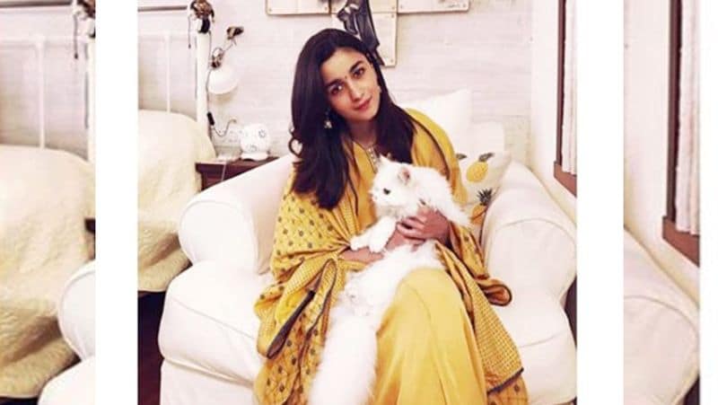 <p style="text-align: justify;"><strong>Indian for the win</strong></p>
<p style="text-align: justify;">Wear easy-breezy kurtas and suits this summer season just like Alia Bhatt. Do not forget to put a bindi to look like a diva.</p>