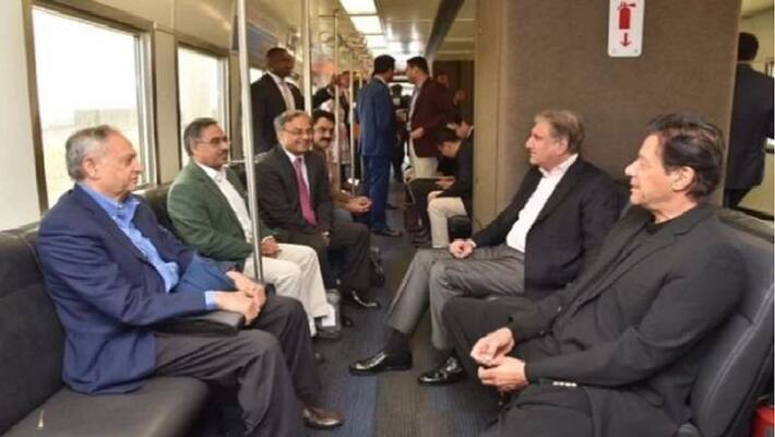 No Top US Official In Airport To Greet Pakistan Prime Minister Imran Khan No Top US Official In Airport To Greet Pakistan Prime Minister Imran Khan