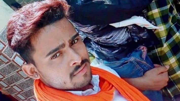 agra man commits suicide live on facebook after girlfriend got engaged agra man commits suicide live on facebook after girlfriend got engaged