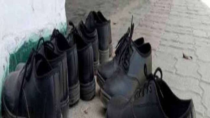 irregularities in distributing shoes in government school irregularities in distributing shoes in government school