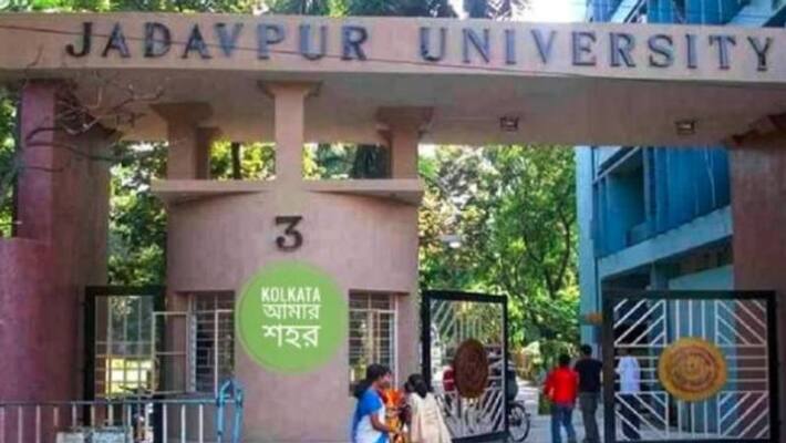 Jadavpur Universitys PHD researchers forced to distribute groceries to earn money RTB Jadavpur Universitys PHD researchers forced to distribute groceries to earn money RTB