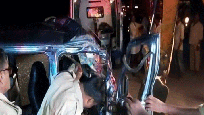 car accident... 4 people kills car accident... 4 people kills