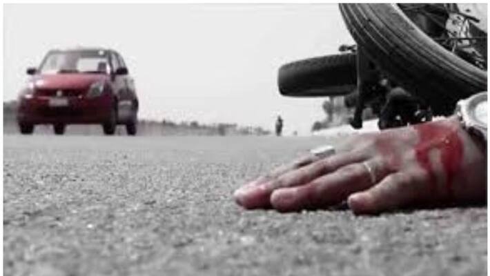 fatal road accident in pilibhit; 3 dead fatal road accident in pilibhit; 3 dead