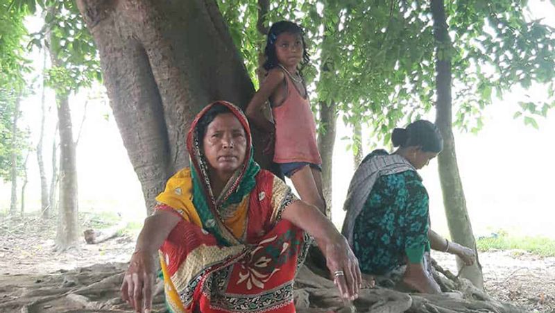 इस पाकिस्तान में सिर्फ संथाली आदिवासी रहते हैं, जो हिन्दू धर्म को मानते हैं। वैसे तो ये इलाका विकसित नहीं है और ना ही यहां के लोग ठीक तरह से हिंदी बोल पाते हैं।