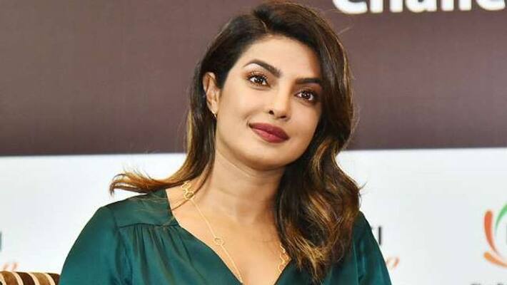 priyanka chopra like to act jamesbond character priyanka chopra like to act jamesbond character