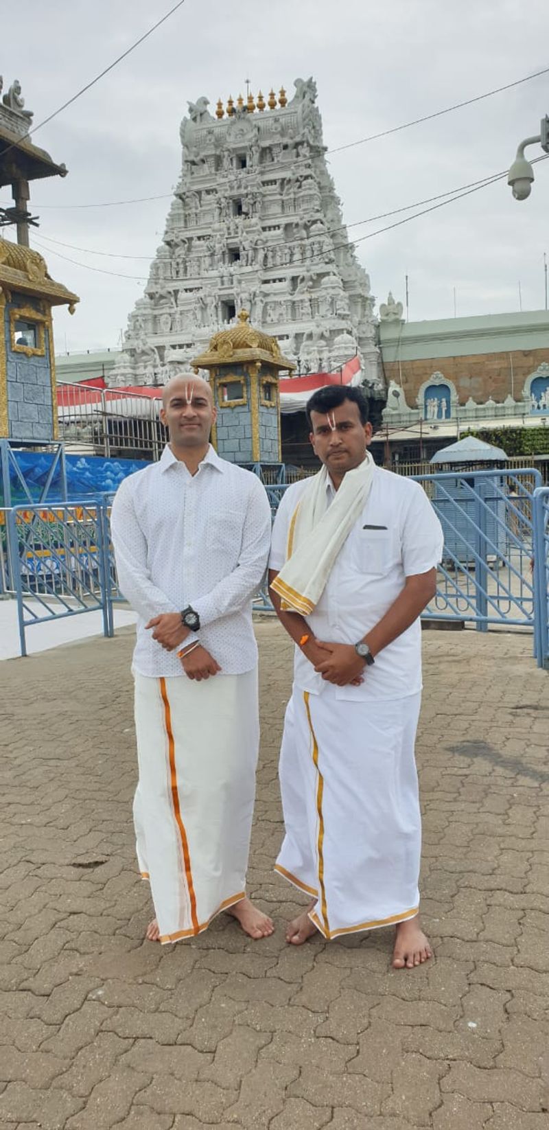 Vijayanagar Congress MLA Anand Singh visitis Tirupathi thimmappa Temple