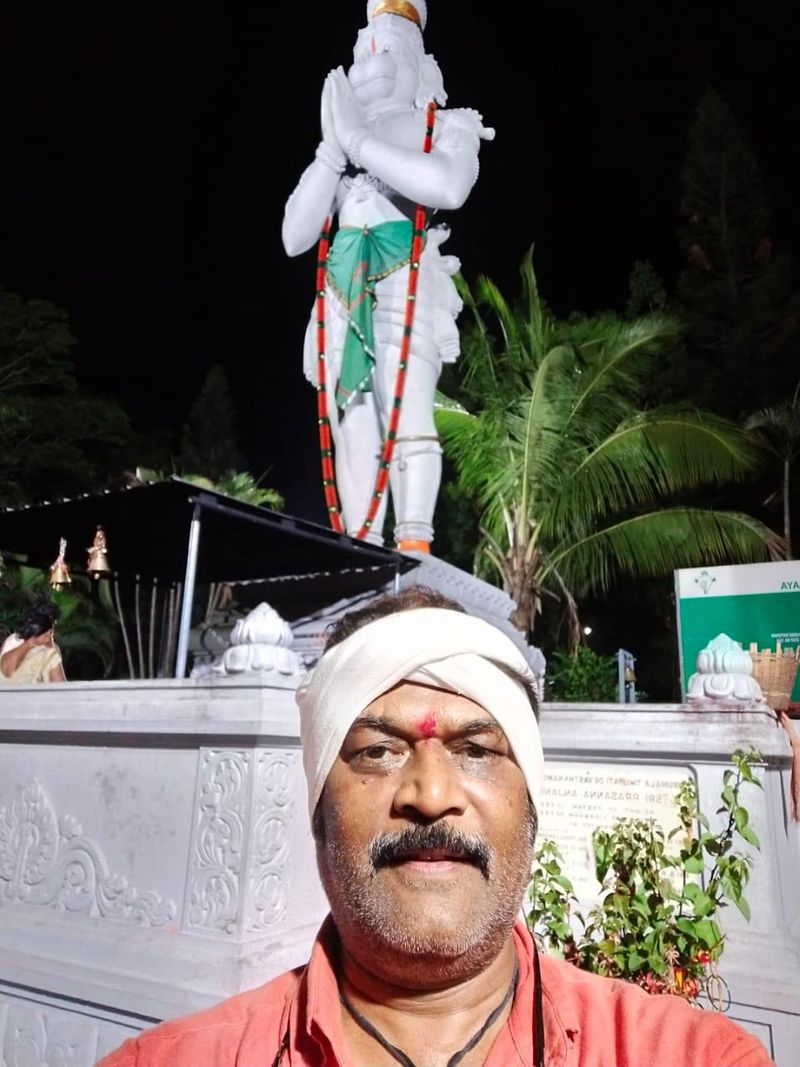Vijayanagar Congress MLA Anand Singh visitis Tirupathi thimmappa Temple