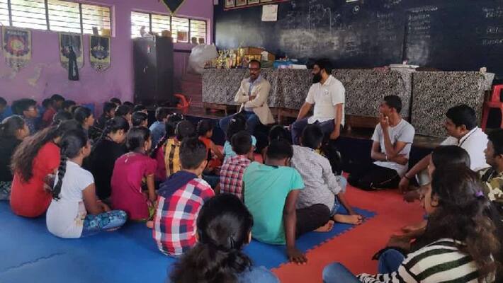 Shivamogga DC started Jeevana Darshana School for Slum Children Shivamogga DC started Jeevana Darshana School for Slum Children