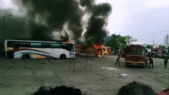2 buses destroyed in fire at Koyambedu 2 buses destroyed in fire at Koyambedu
