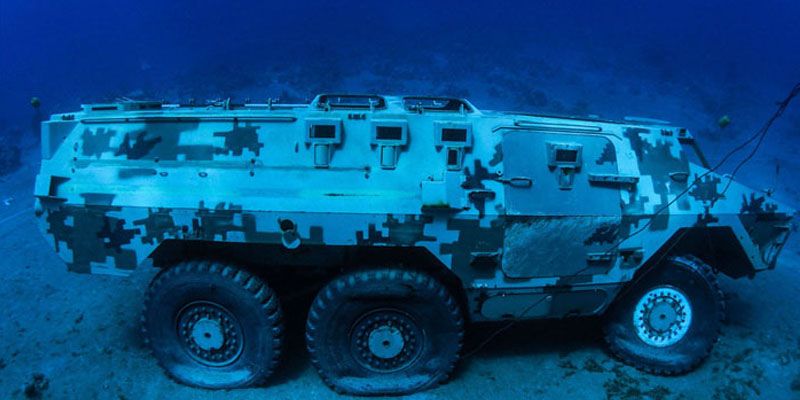 You can now swim among tanks at Jordan's underwater military museum