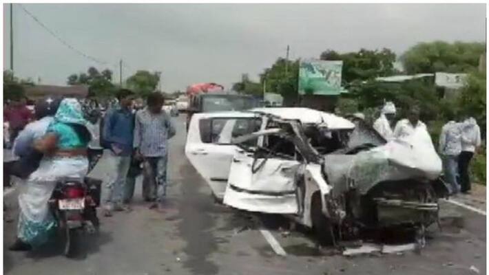 Unnao woman who accused BJP MLA of raping her hit by truck Unnao woman who accused BJP MLA of raping her hit by truck