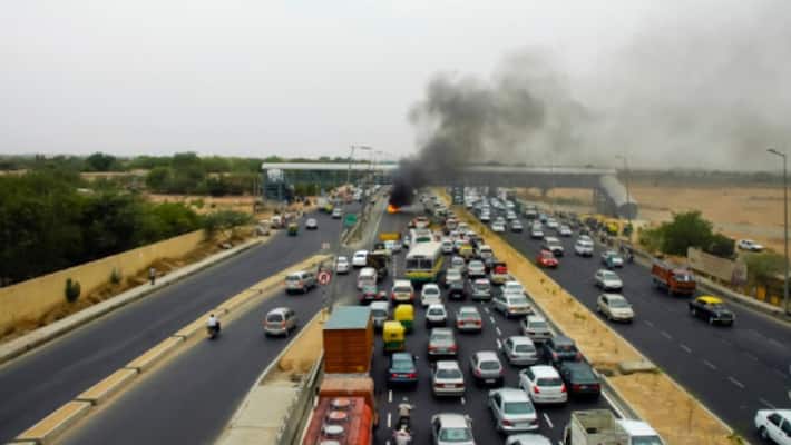 Donning body cameras, ex-army men to check traffic violations on National Highways Donning body cameras, ex-army men to check traffic violations on National Highways