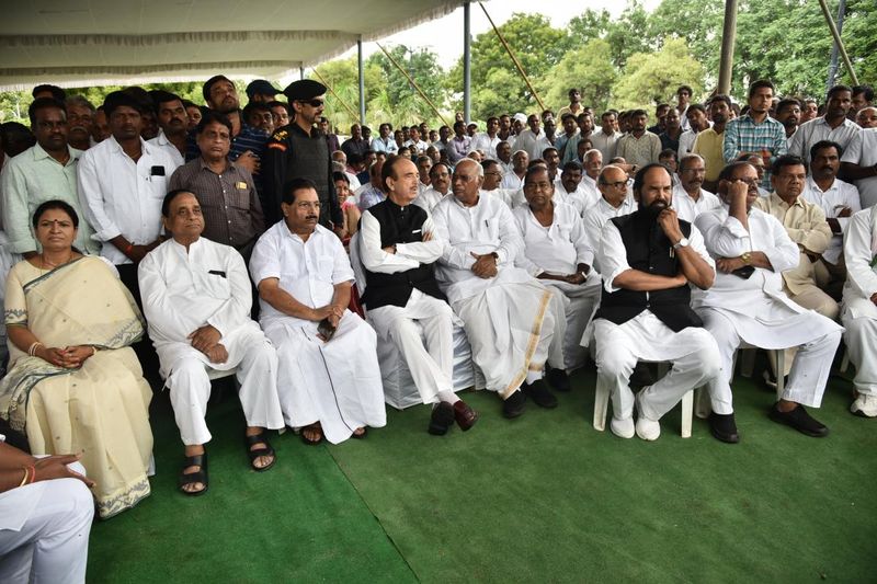 former union minister jaipal reddy final rites completes at pv ghat in hyderabad