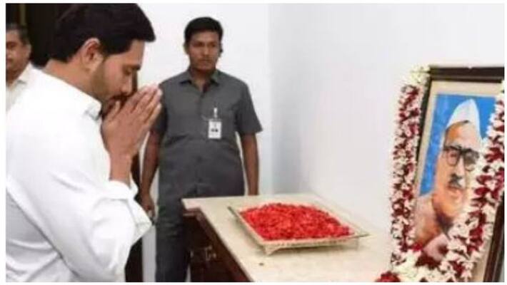 jegan mohan paid homage to kamaraj jegan mohan paid homage to kamaraj